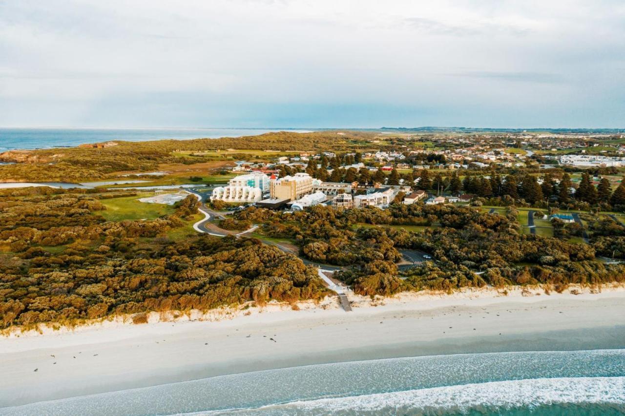 Deep Blue Hotel & Hot Springs Warrnambool Exteriér fotografie